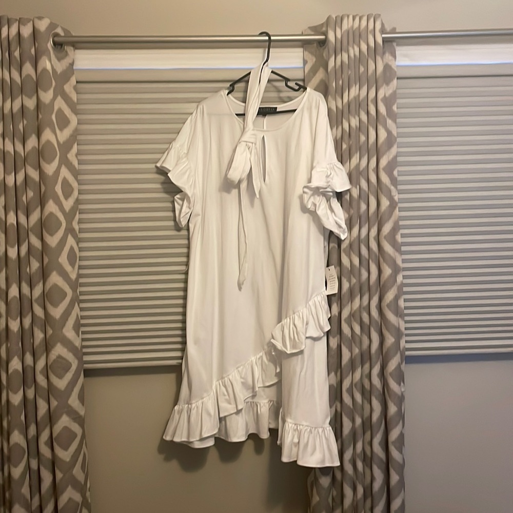 Cotton NWT  ELOQUII shift dress with cap sleeves keyhole neck w/detachable belt!